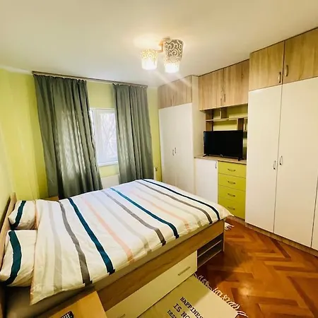 2 Bedroom And Separate Kitchen 52mp * Timişoara