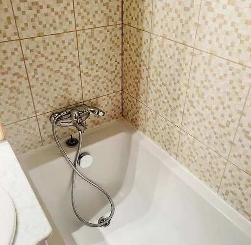 2 Bedroom And Separate Kitchen 52mp Appartamento Timisoara