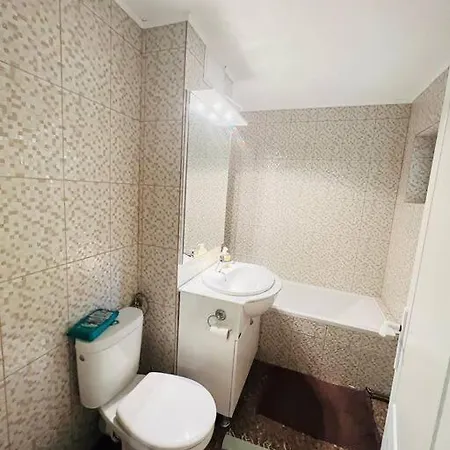 2 Bedroom And Separate Kitchen 52mp Тимишоара