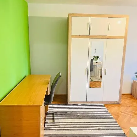2 Bedroom And Separate Kitchen 52mp Apartament Timişoara