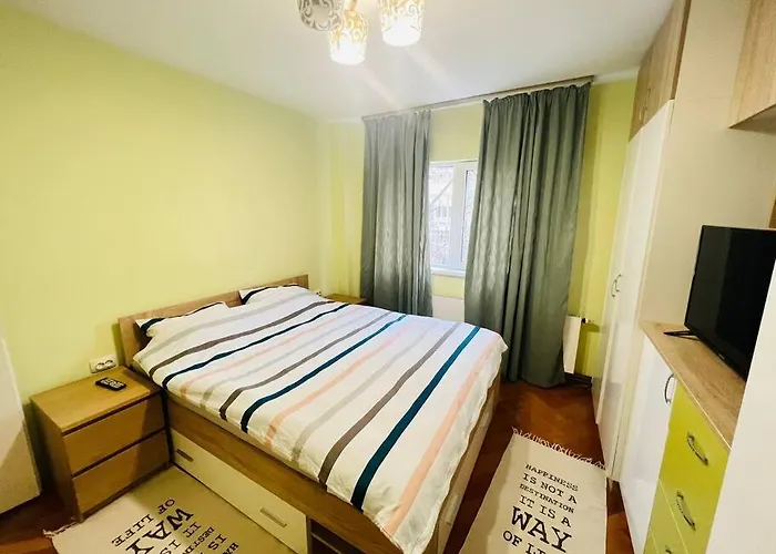 2 Bedroom And Separate Kitchen 52mp * Timişoara