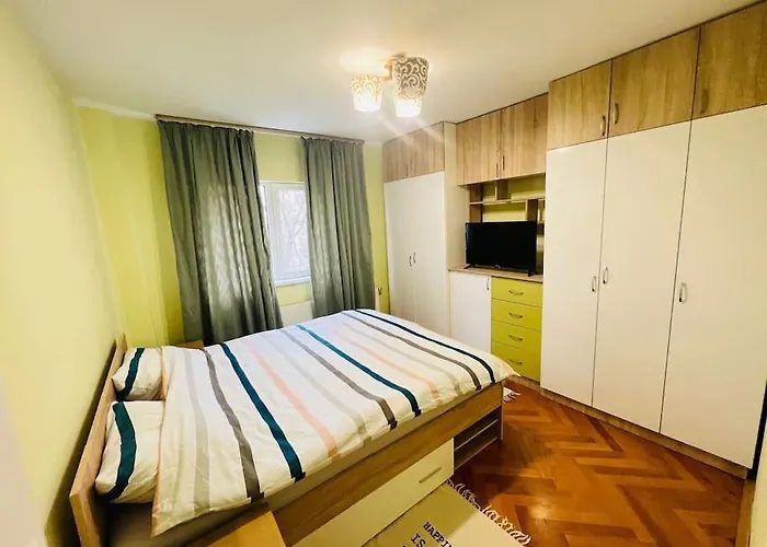 2 Bedroom And Separate Kitchen 52mp * Timişoara