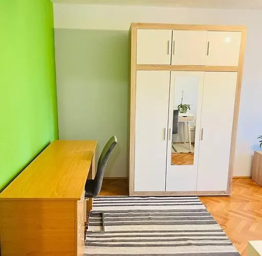 2 Bedroom And Separate Kitchen 52mp Apartamento Timişoara